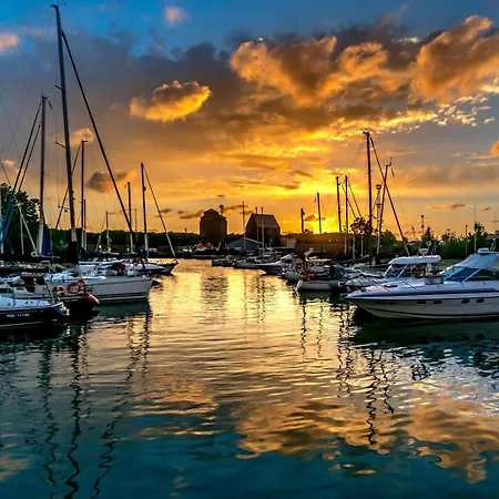 Blue Mare Baltic Haven, Marina Jachtowa, Port Rybacki, Stadion *